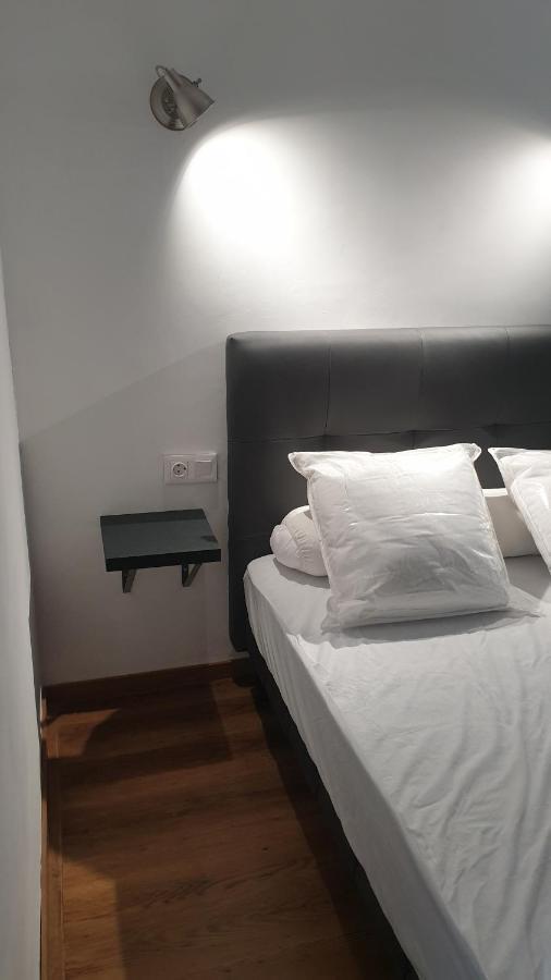 Les Vagues Au Balcon Lejlighed Empuriabrava Eksteriør billede